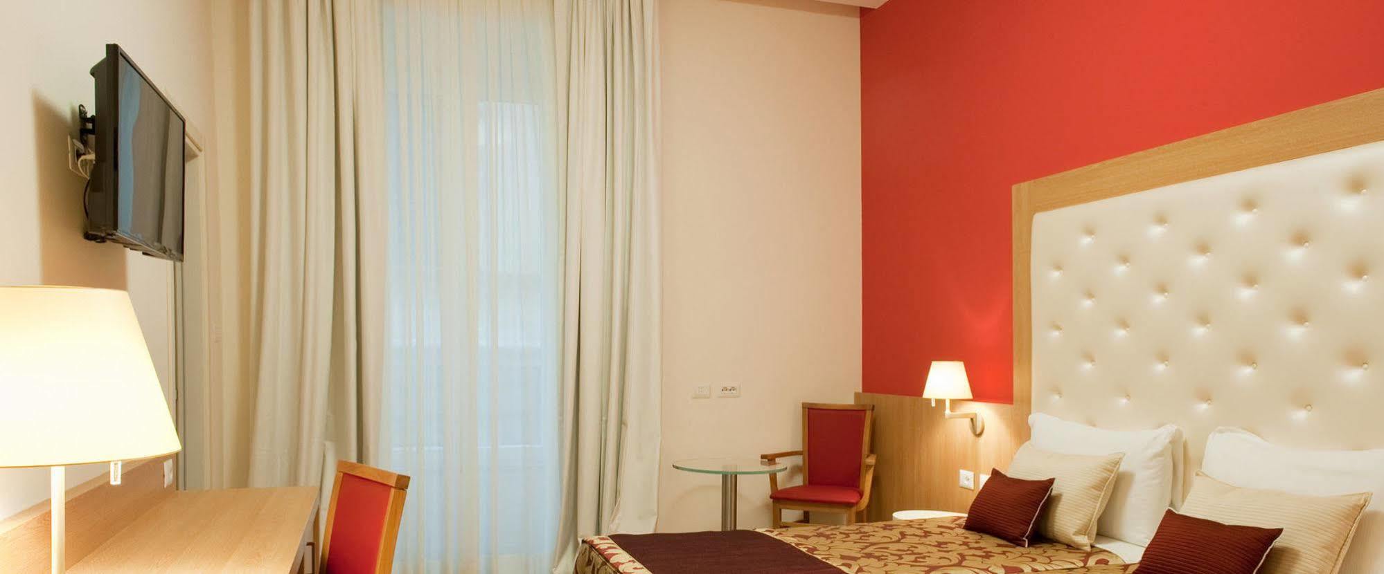 Navona Luxury Guesthouse Rome Exterior photo